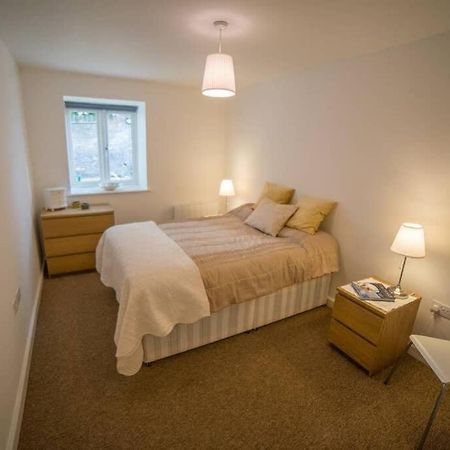 Champion Court Two Bedroom Flat Bristol Eksteriør billede